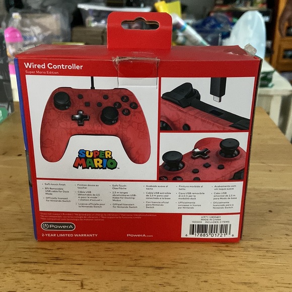 Nintendo Switch Super Mario Wired Controller - Picture 2 of 2